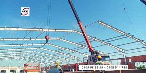 Cho thuê xe cẩu lắp ráp công trình